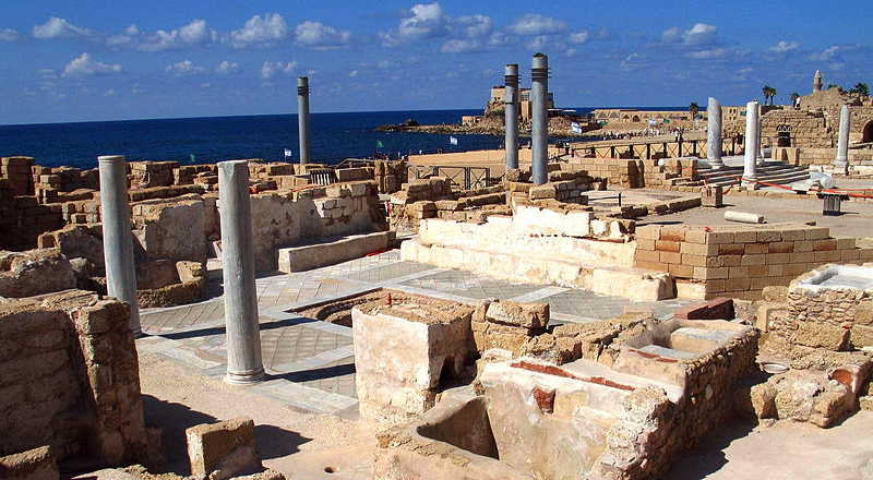 Фонд Ротшильдов инвестирует в реставрацию Кейсарии