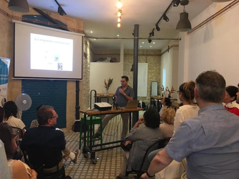 Première conférence de Science at the Bar à Paris avec le Dr Oren Tsur de l’université Ben-Gurion